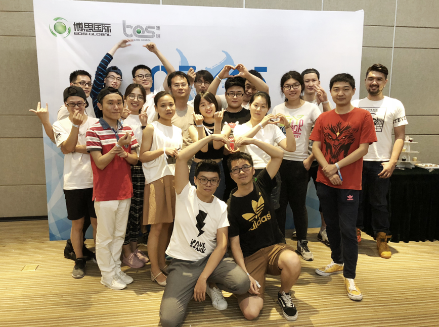 “倾听、交流、分享”2018人生就是博-尊龙凯时学院夏季校友会